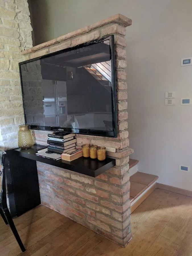 Residenza Villa Mini ボローニャ